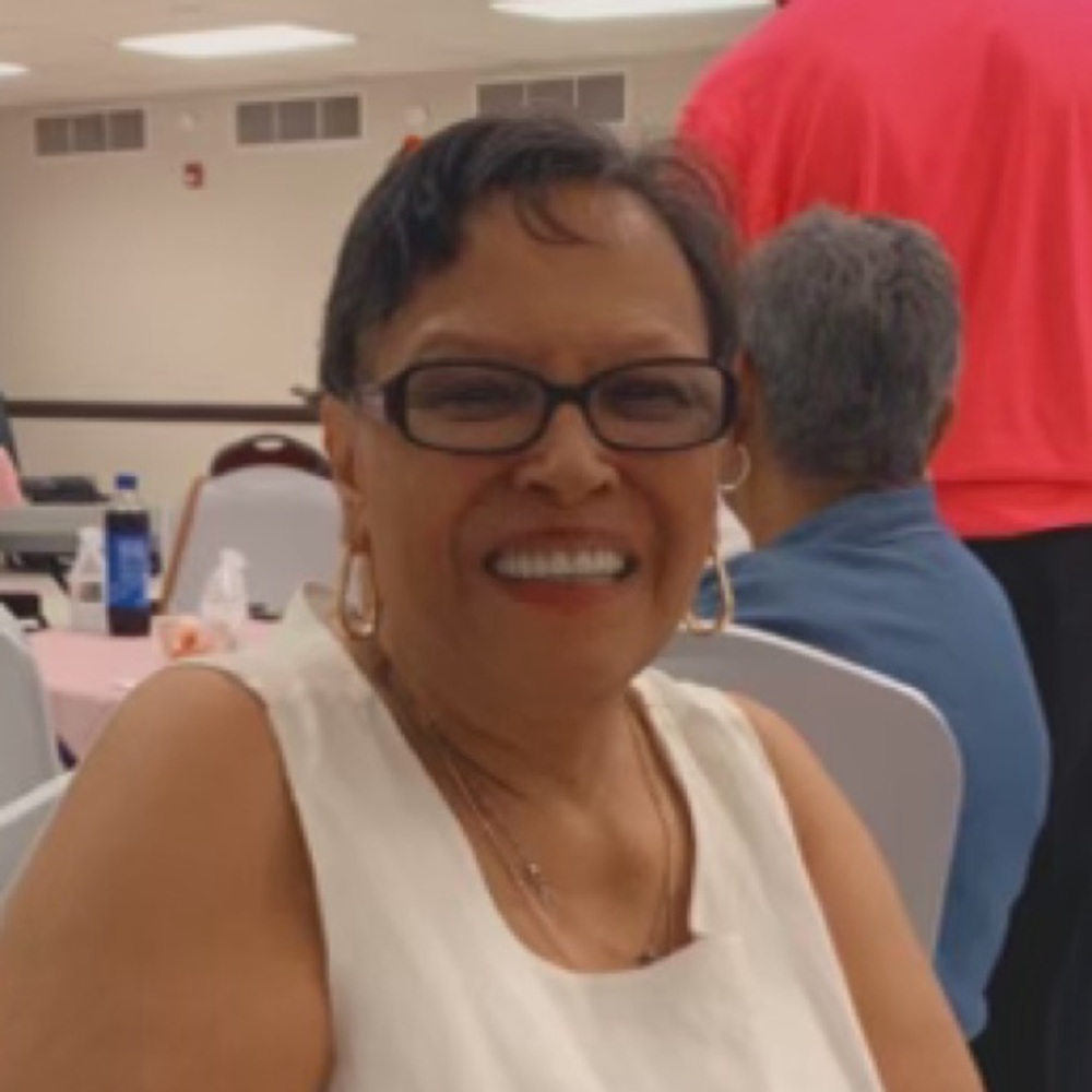 Meet your Posher, Deloris